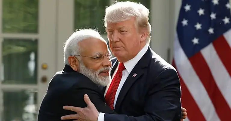 নরেদ্র মোদি ও ডোনাল্ড  ট্রাম্প